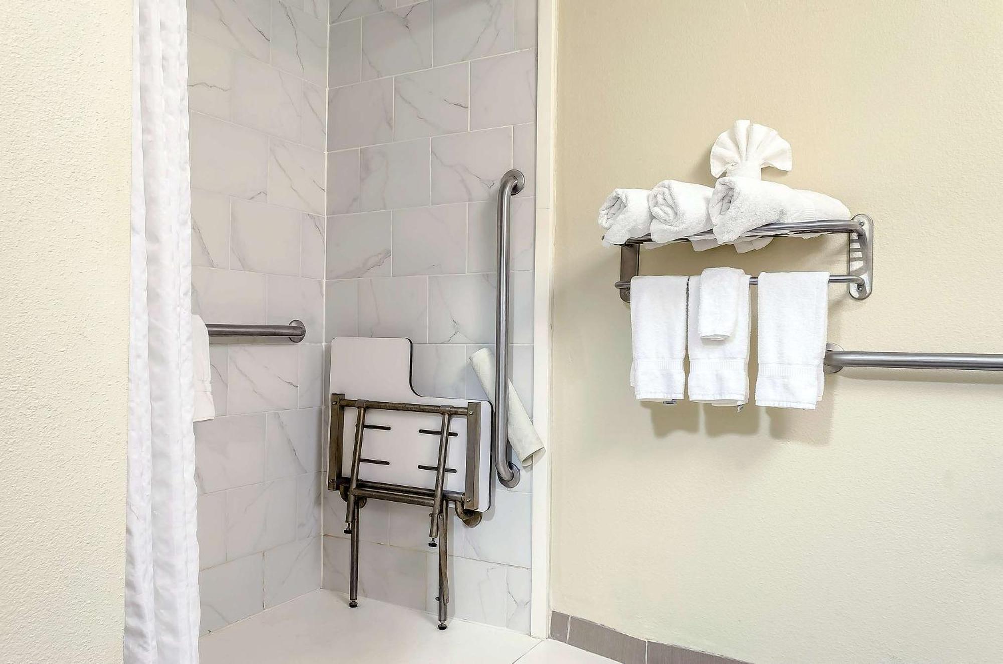 Quality Inn Ruston Extérieur photo